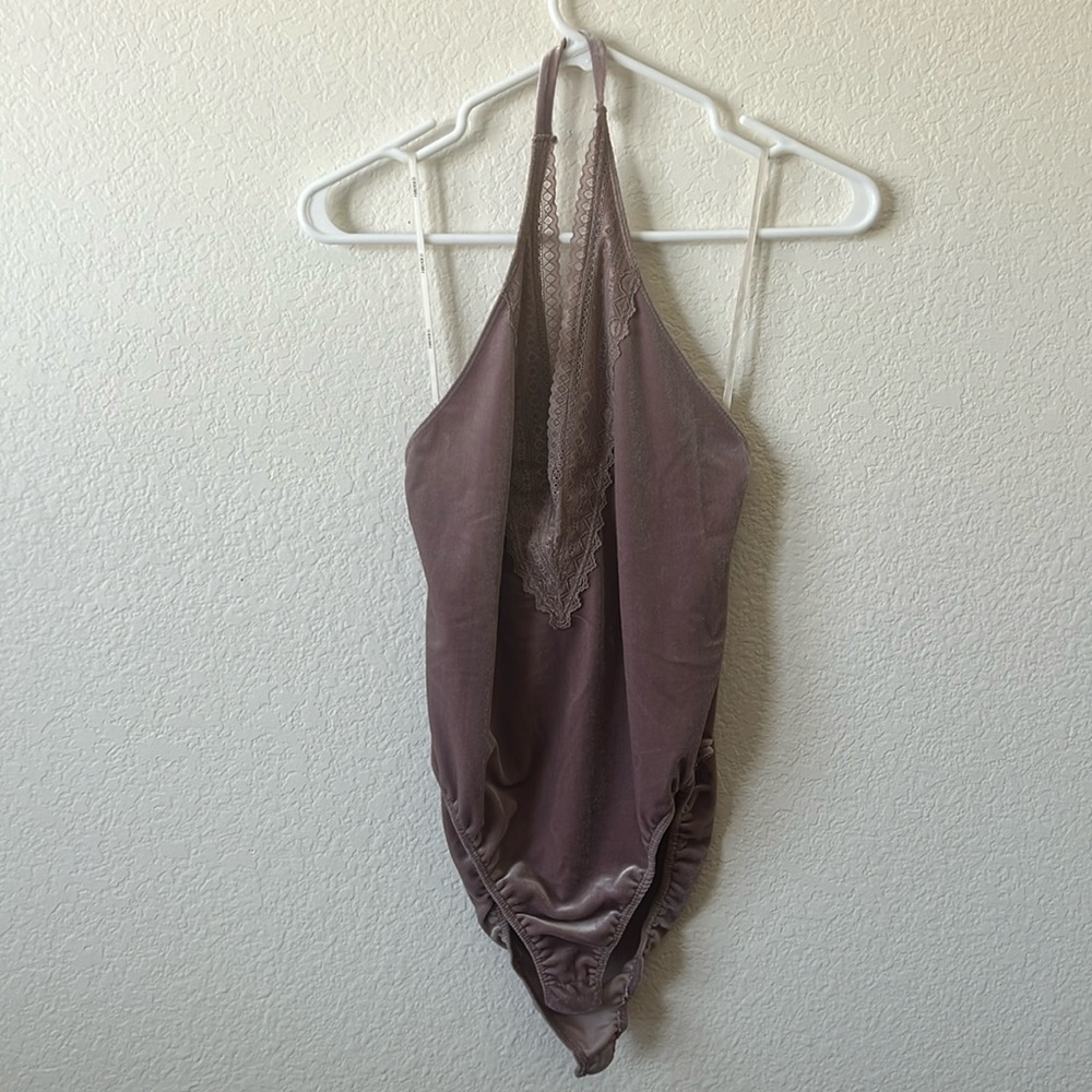 MAUVE HALTER BODY SUIT | FOREVER21